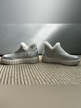 Voile Blanche Luna slip on sneakers. Size 38 excellent condition. Worn twice.